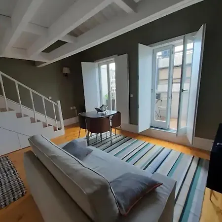 Mezzanine Apartment Porto