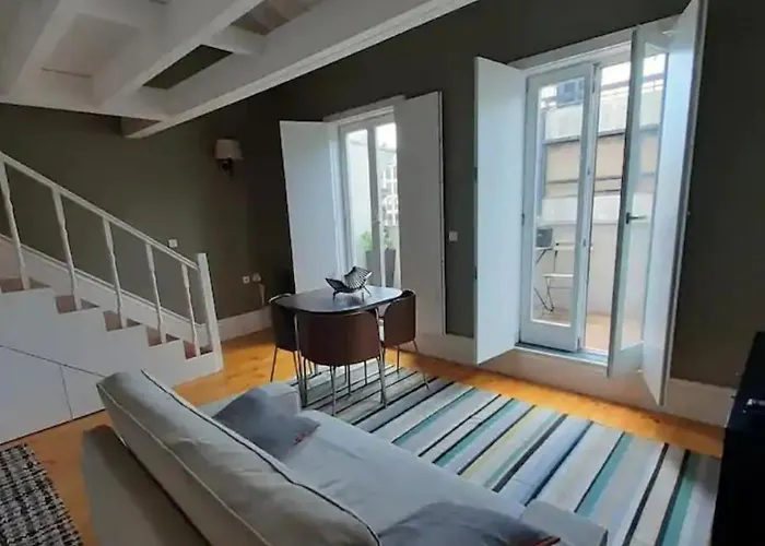 Mezzanine Apartment Porto